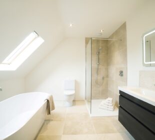 Which Type Of Bathtub Works Best For Your Home? Bathtub