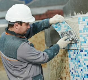 Hiring A Pool Builder For Homeowners