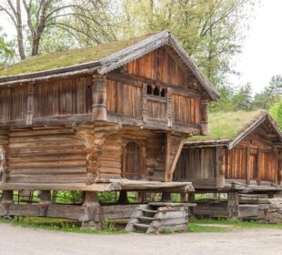 Log Cabin