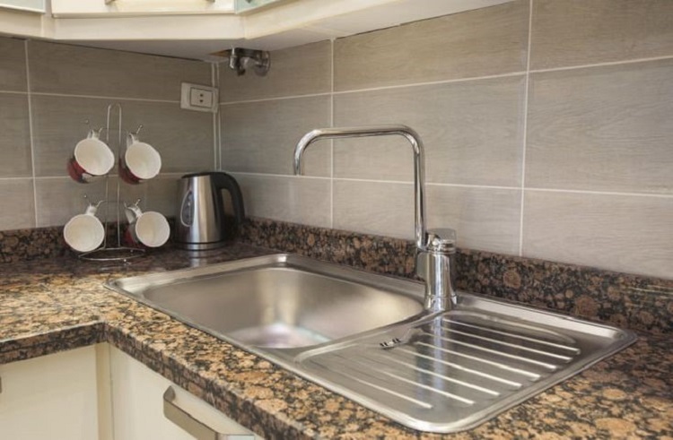 Important Things to Take into Account While Selecting a Kitchen Sink Kitchen Sink